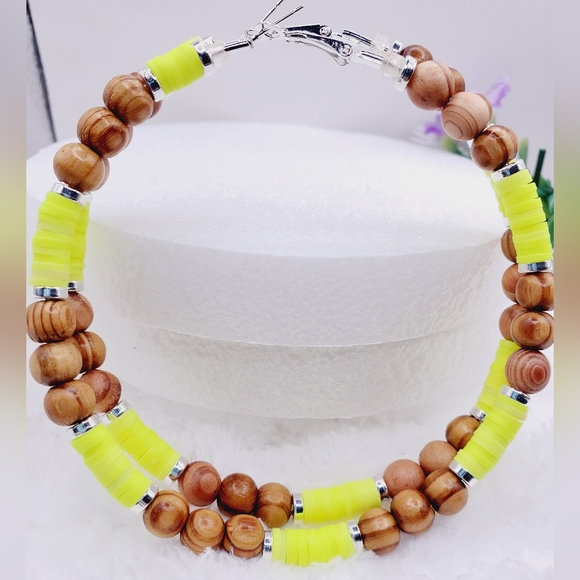 Extra large hoop earrings, earrings with wooden beads, African earrings 3.6 - Picture 3 of 6